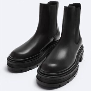 NWOT Zara Leather Chunky Lug Sole Chelsea Boots - Mismatched Sizes - L43/R41
